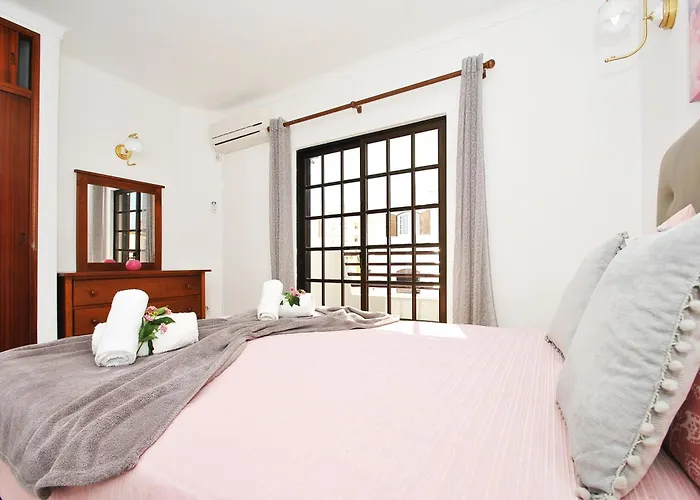 Villa Ibiza By Algarve Vacation